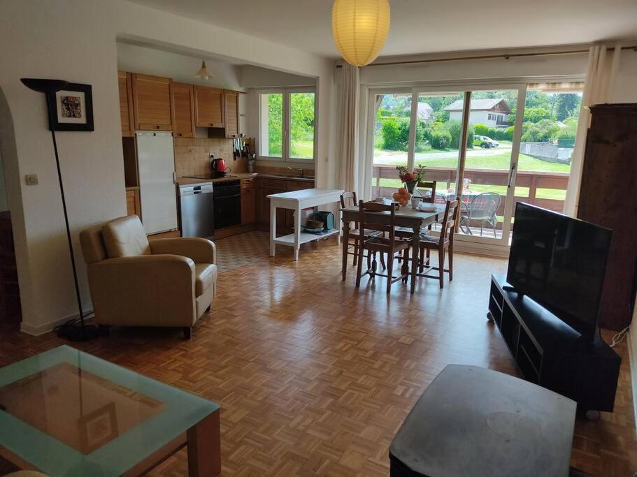 Bel Appartement Au Calme A 5 Minutes Du Village เมนตง-ซองต์-แบร์นา ภายนอก รูปภาพ